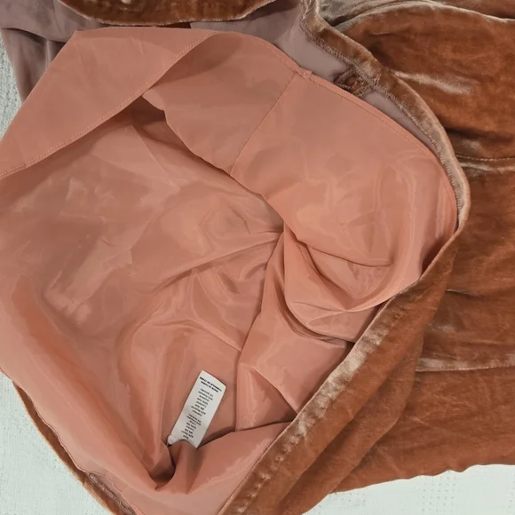 NWT CINQ À SEPT KIKI DRESS Knotted Draped Velvet Mini Dress in Rosewood SZ 2 - Picture 11 of 16